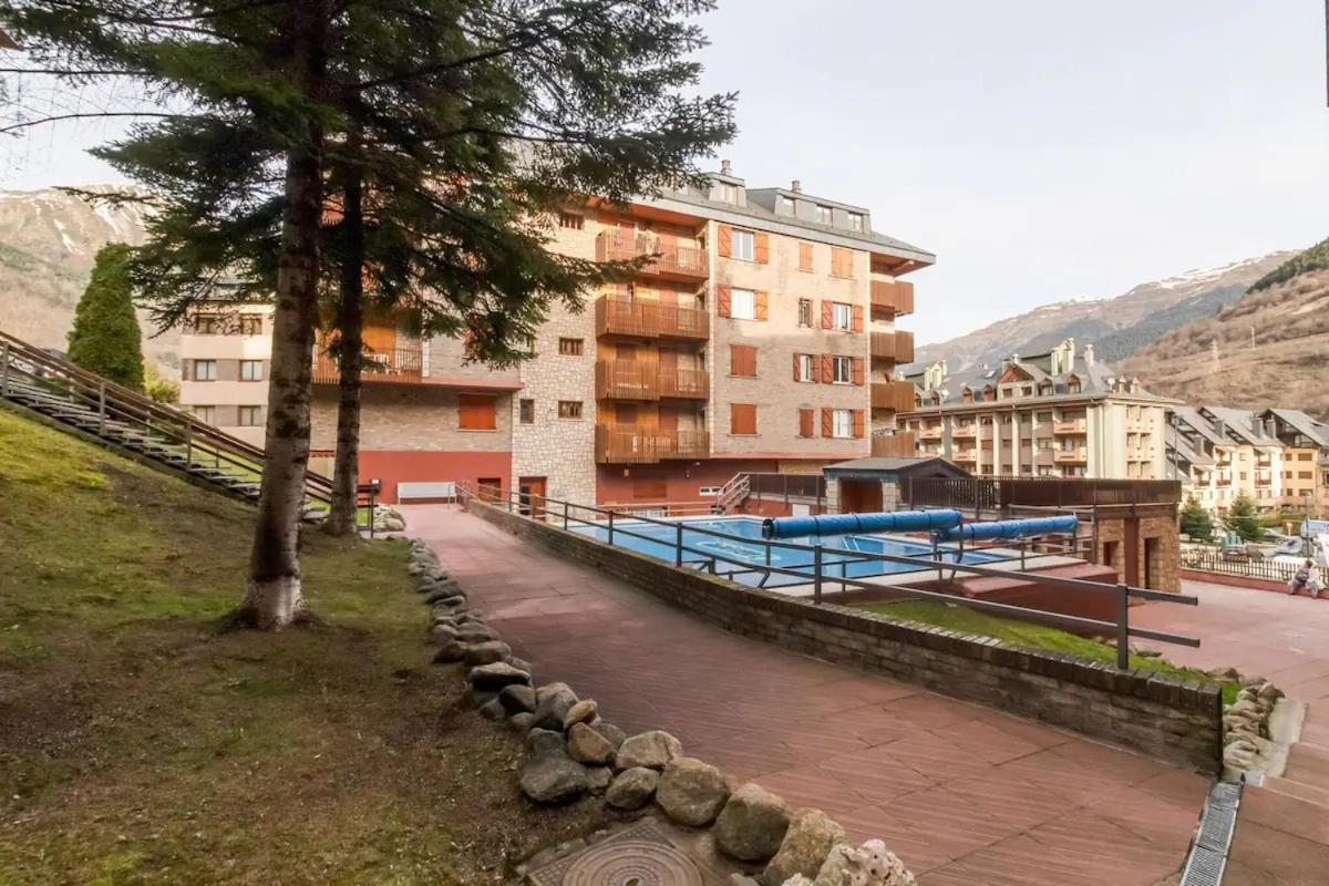 Precioso Atico Duplex En Vielha Para 6 Pax Exterior foto